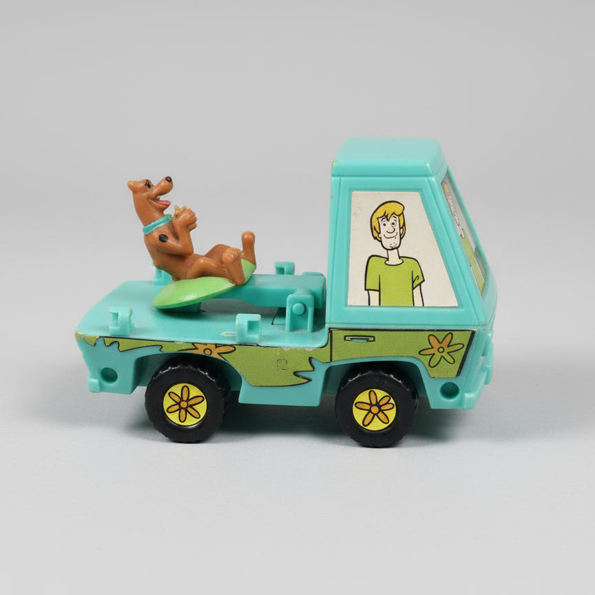 Mystery Machine + Scooby